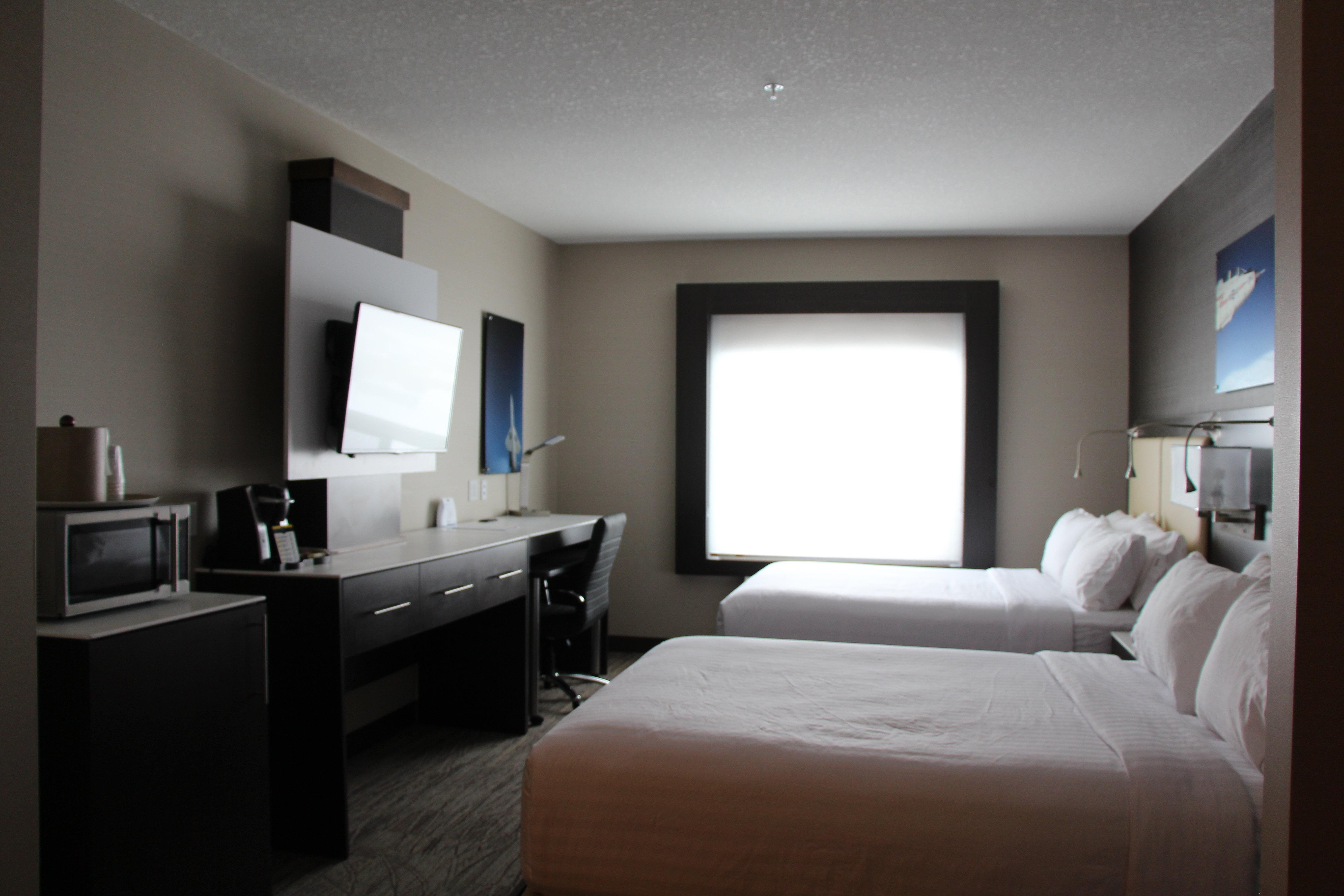 Holiday Inn Express & Suites Cold Lake By Ihg Esterno foto